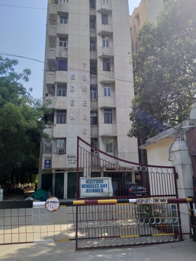 4 bhk flat for sale in Eden Tower Apartment sector 5 Dwarka Delhi